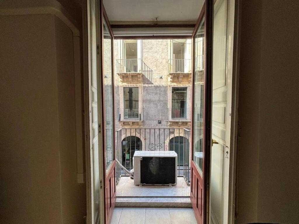 Отель Agata House Катания Экстерьер фото