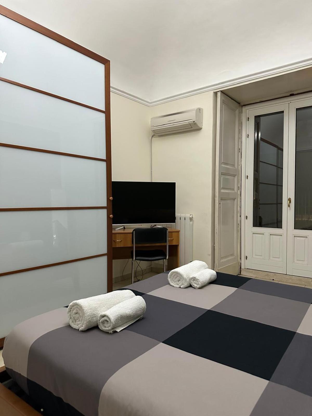 Отель Agata House Катания Экстерьер фото